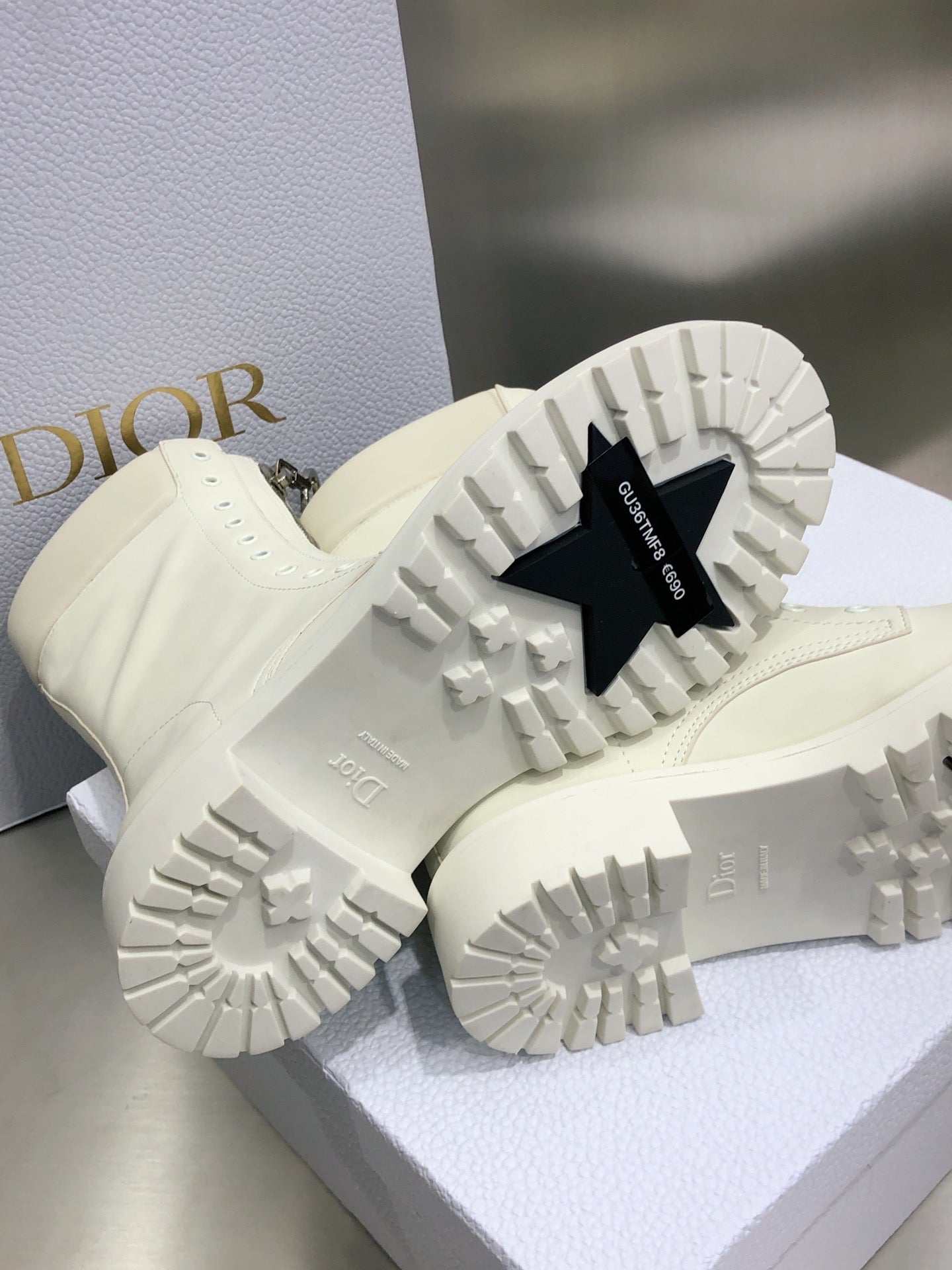 Dior 2026 Bold Combat Ankle Boots Calfskin 965381