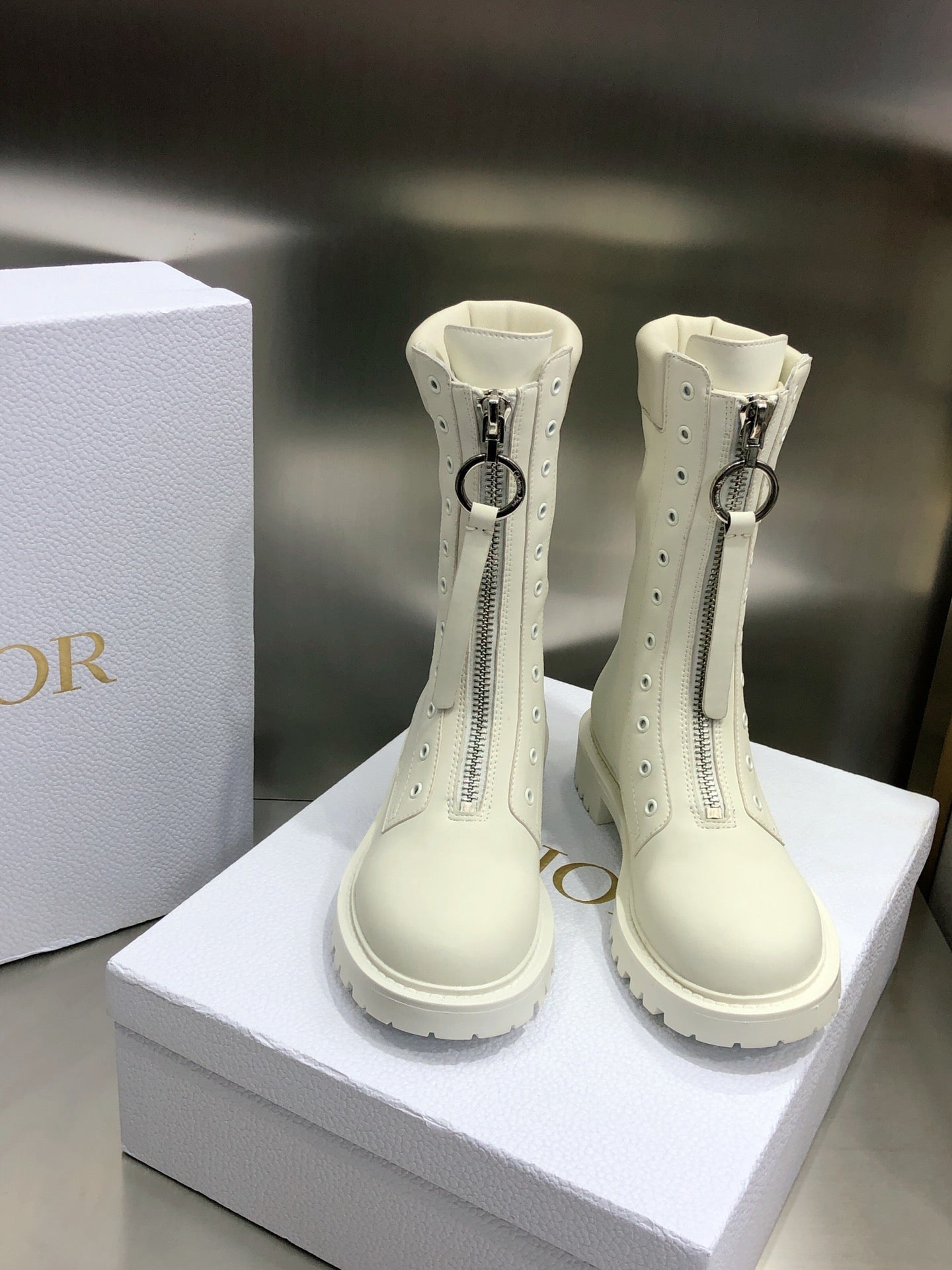 Dior 2026 Bold Combat Ankle Boots Calfskin 965381
