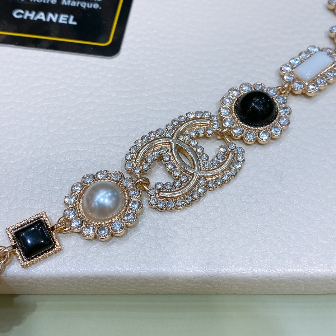 Chanel 2026 Pearls Crystals Chain Belt 206280