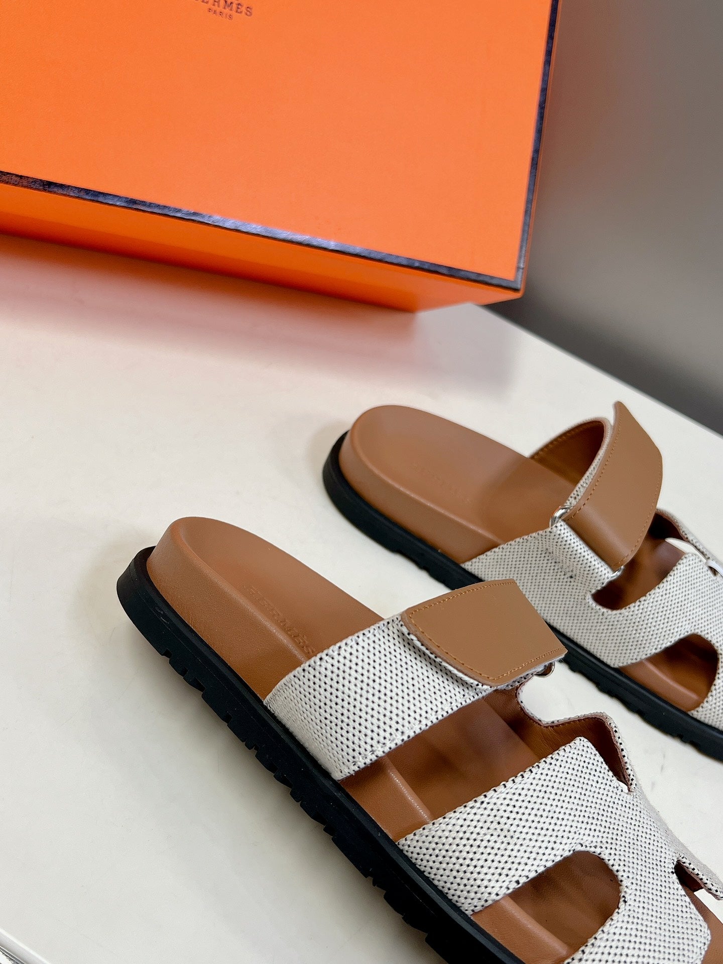Hermes 2026 Chypre Sandal Canvas Sheepskin 777934