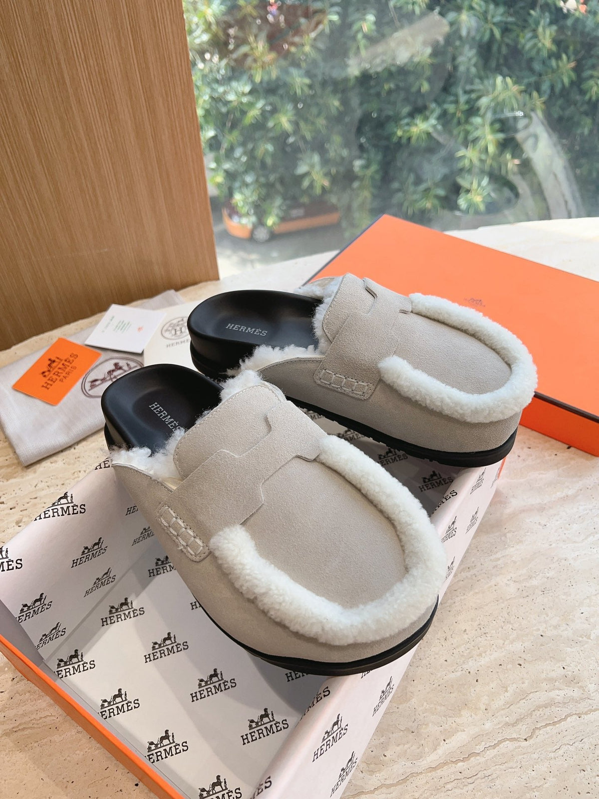 HM Go Mule Suede Goatskin 862750