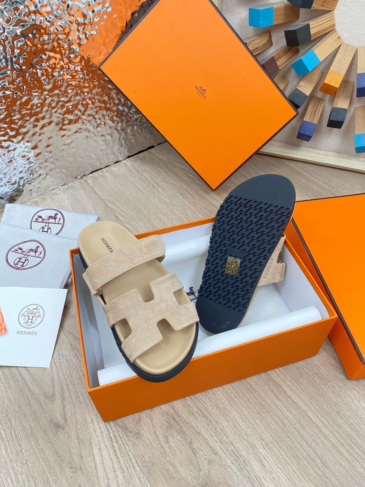 chypre sandal beige suede calfskin white thread embroidered