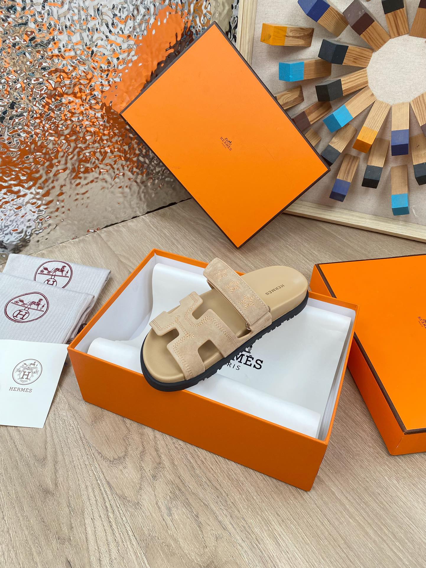 chypre sandal beige suede calfskin white thread embroidered