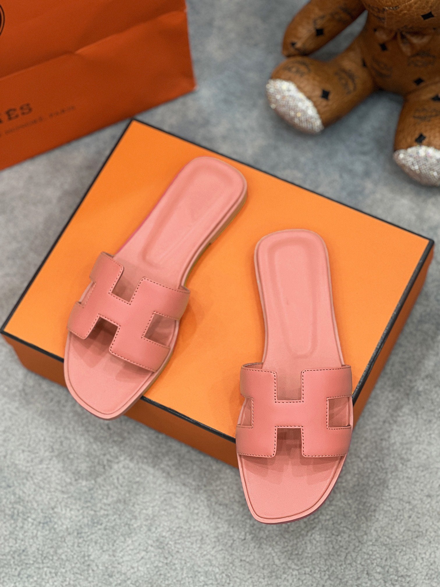 0ran sandal pink epsom goatskin