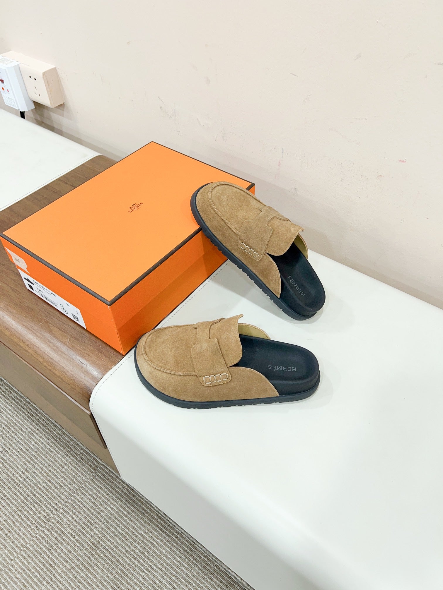 HM GO MULE SUEDE