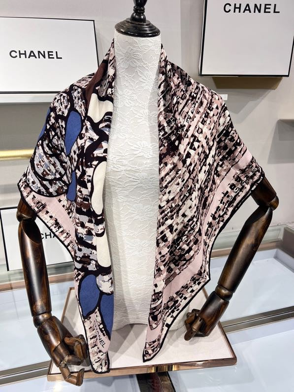 CC Square Scarf 110 CM In Colorful Cashmere Silk  413604