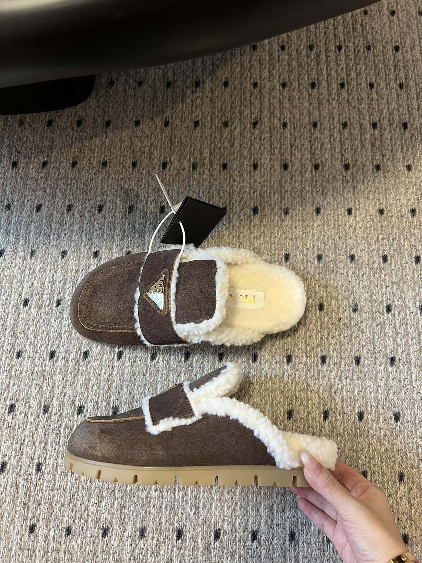 PRA Furry Half-Slipper Dark Brown Suede 478565
