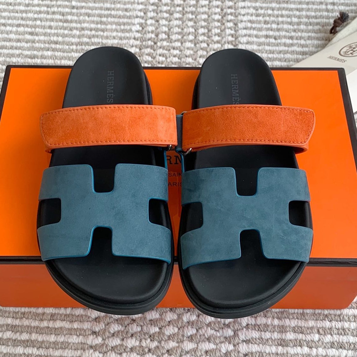 Hermes 2026 Chypre Sandal Two-tone Suede 957567