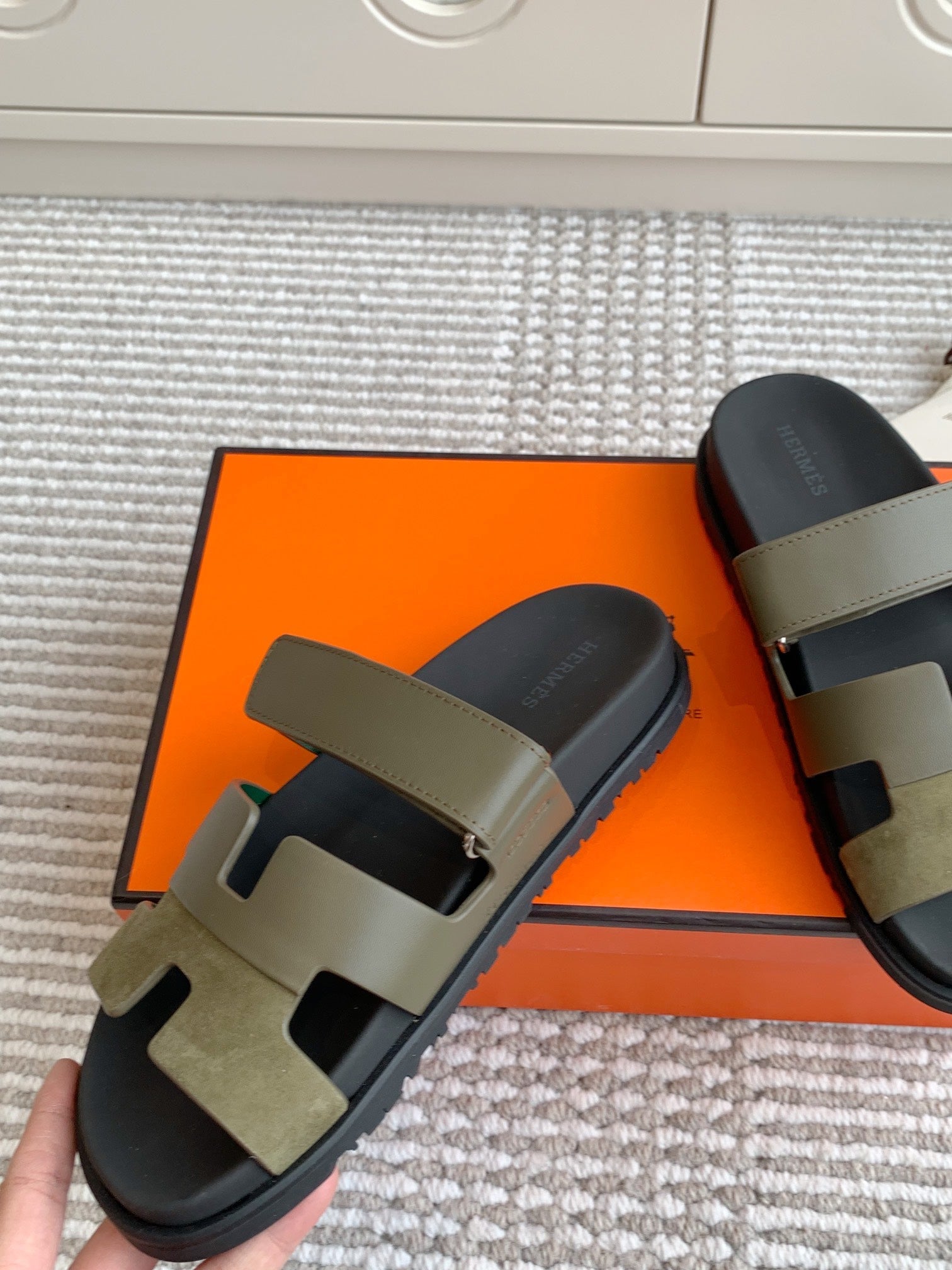 Hermes 2026 Chypre Sandal Suede Calfskin 982185