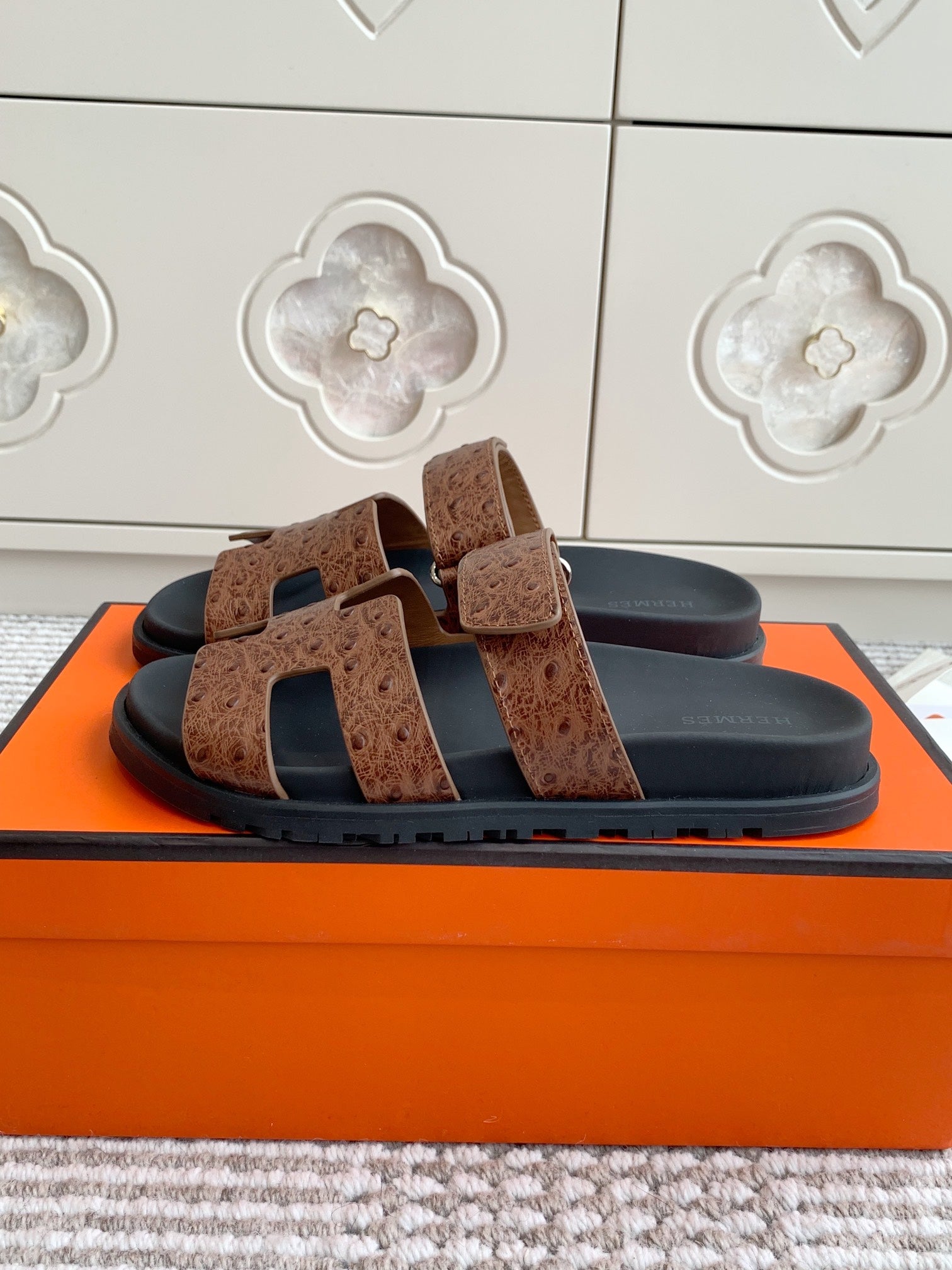 Hermes 2026 Chypre Sandal Ostrich Embossed Leather 982168