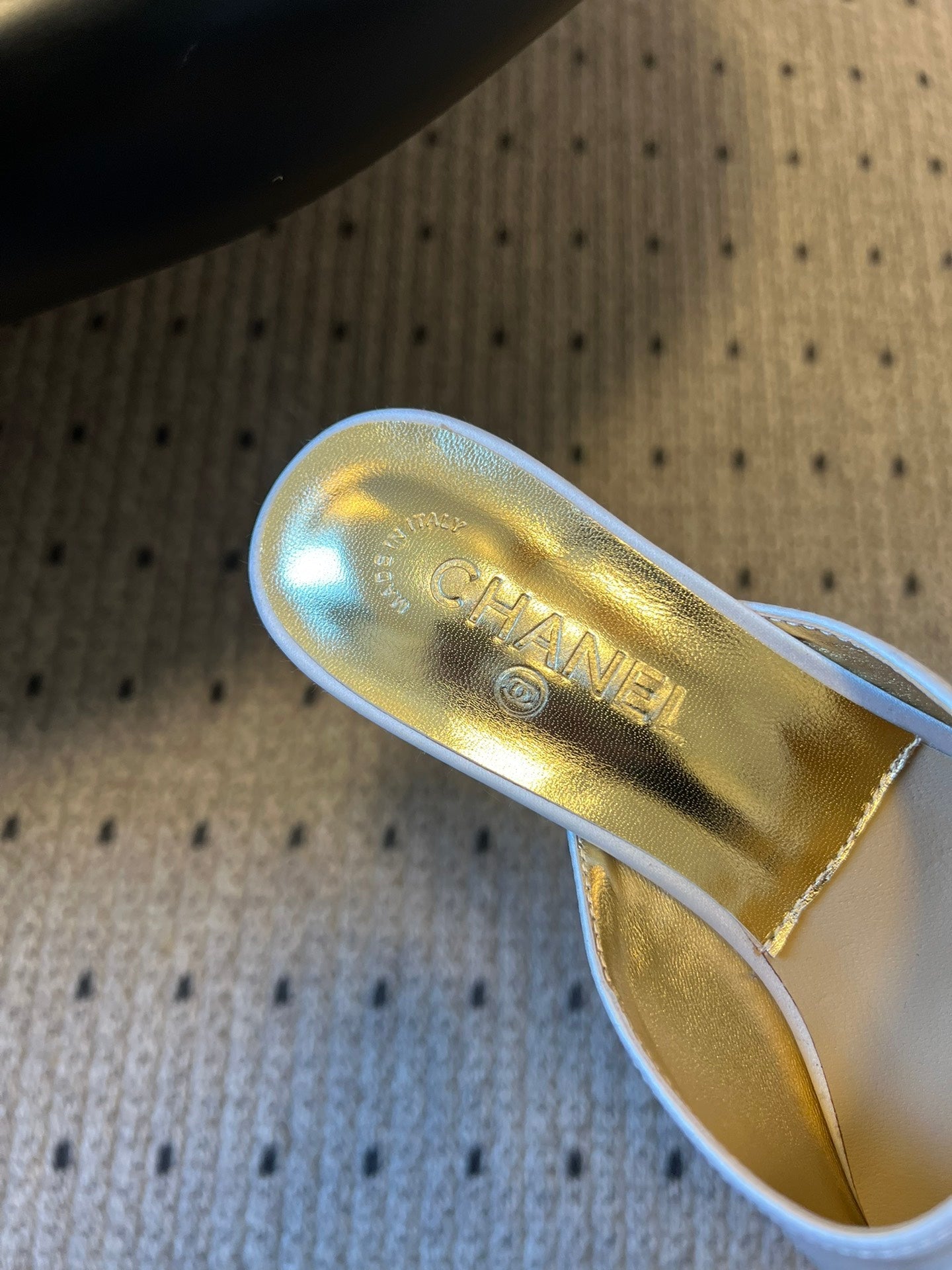 CC 26s High-Heeled Slides 60 White Satin Cowhide 627181