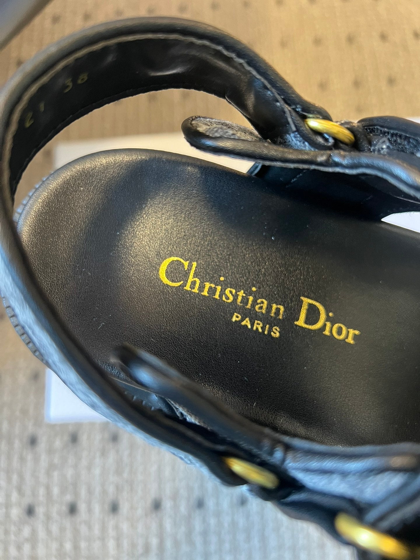 CD 26 Flats Sandals Black Blue Sheepskin Embroidered Fabric 621799