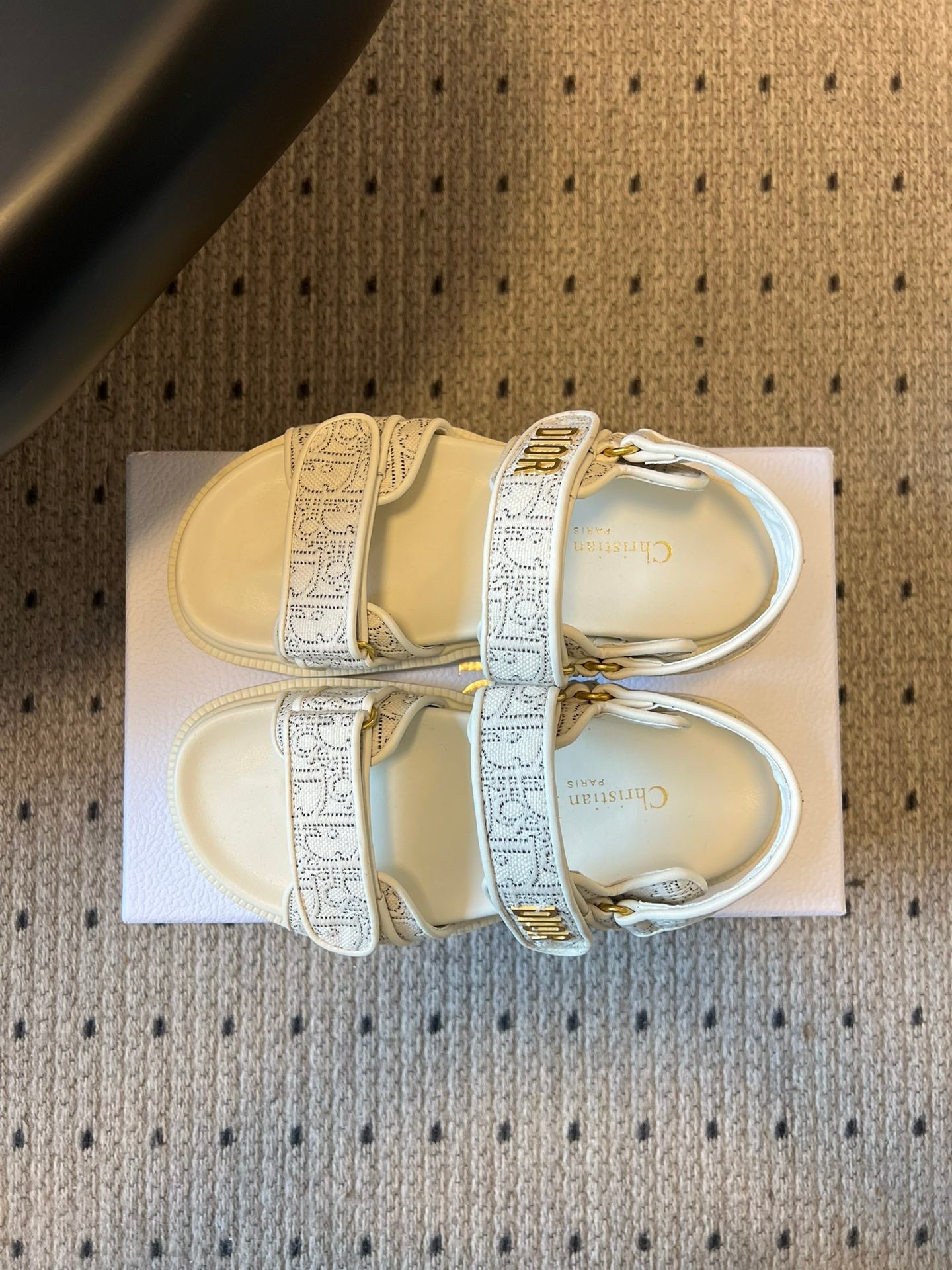 CD 26 Flats Sandals White Beige Sheepskin Embroidered Fabric 621798