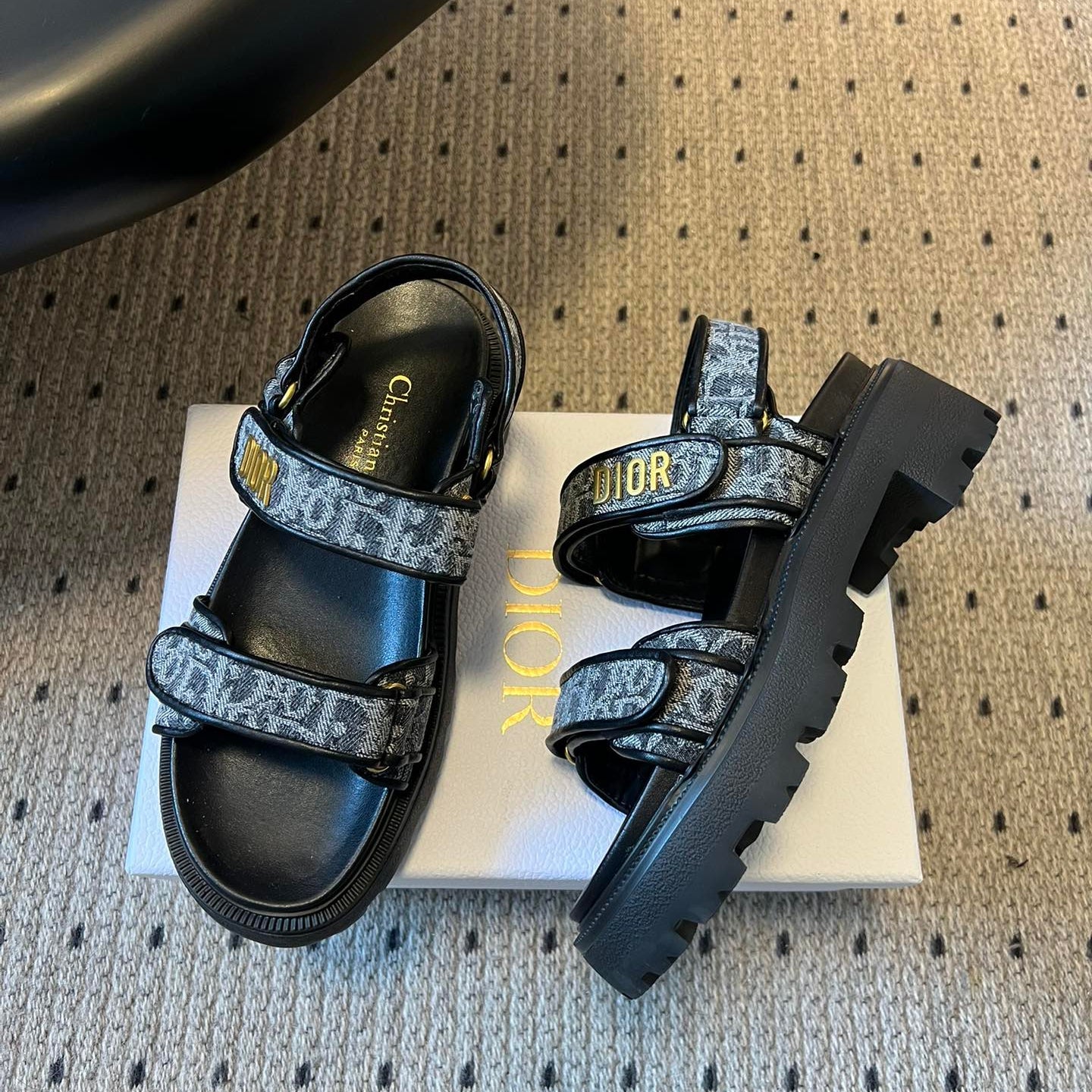 CD 26 Platform Sandals Black Blue Sheepskin Embroidered Fabric 621795