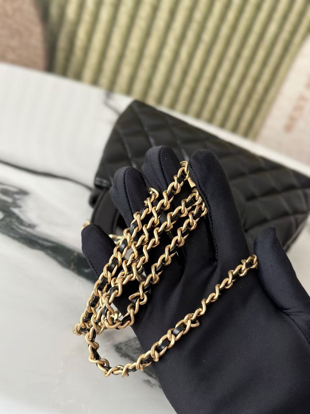 cc 24a nano 19cm kelly shopper bag black lambskin gold hardware