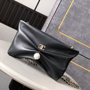 Chanel 2025 Shiny Pearl Clutch With Chain Bag 24cm Black Lambskin