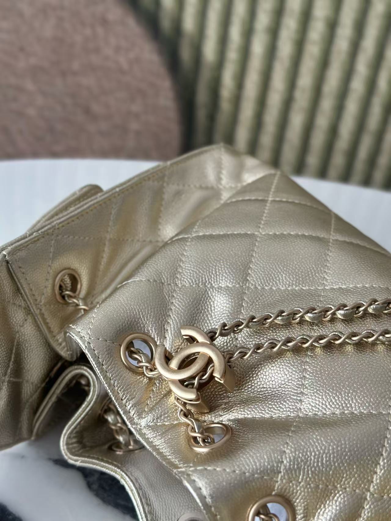 CC 2025 Hobo Bag Gold 22cm Metallic Grained Calfskin