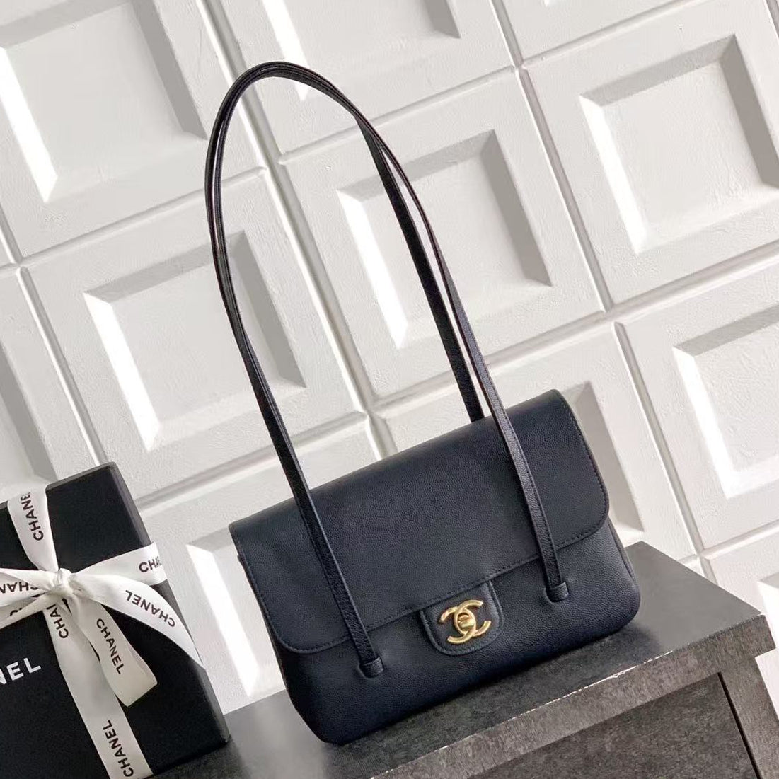 Shoulder Bags