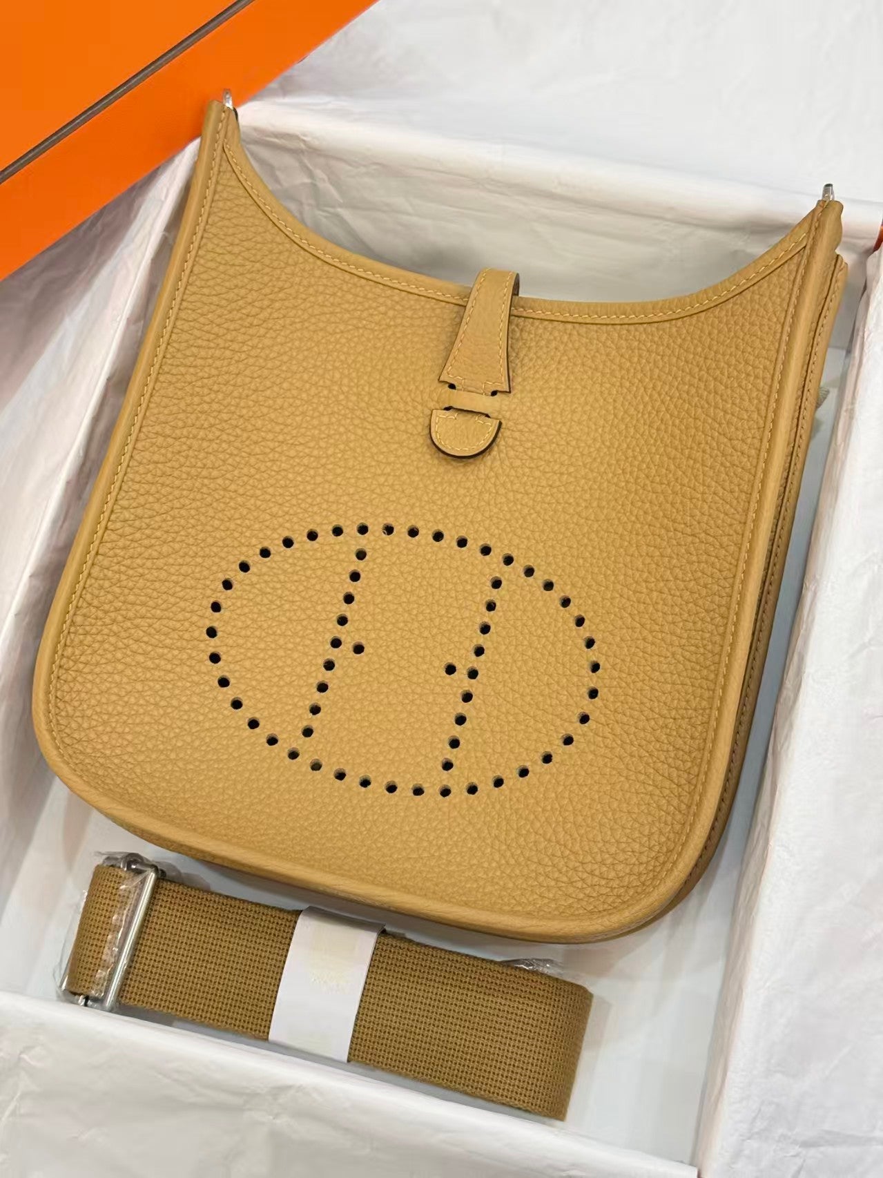 Hermes Mini Evelyne 23cm Togo Leather