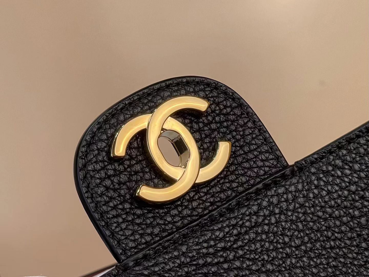 Chanel 2026 Maxi Flap Bag Black Grained Calfskin With Gold Hardware