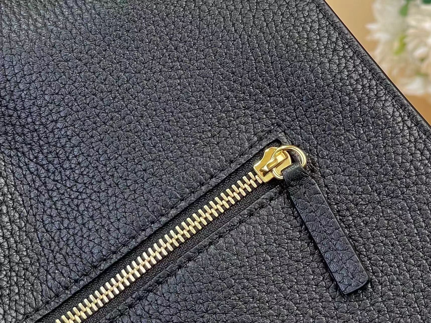 Chanel 2026 Maxi Flap Bag Black Grained Calfskin With Gold Hardware