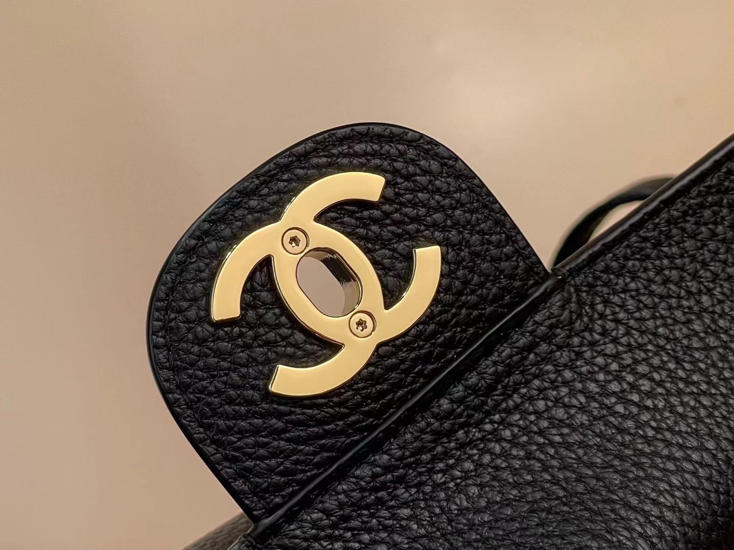 Chanel 2026 Maxi Flap Bag Black Grained Calfskin With Gold Hardware