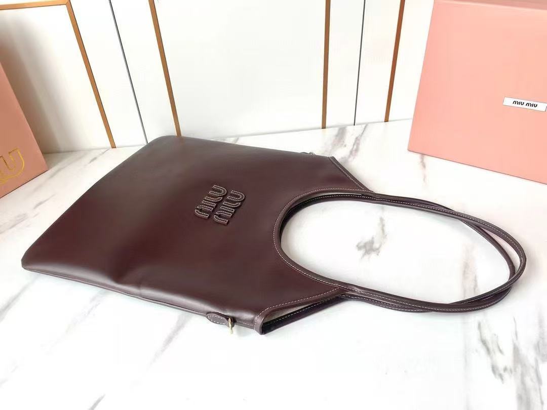 Miumiu 2026 Ivy 40 Tote Bag Dark Burgundy Leather
