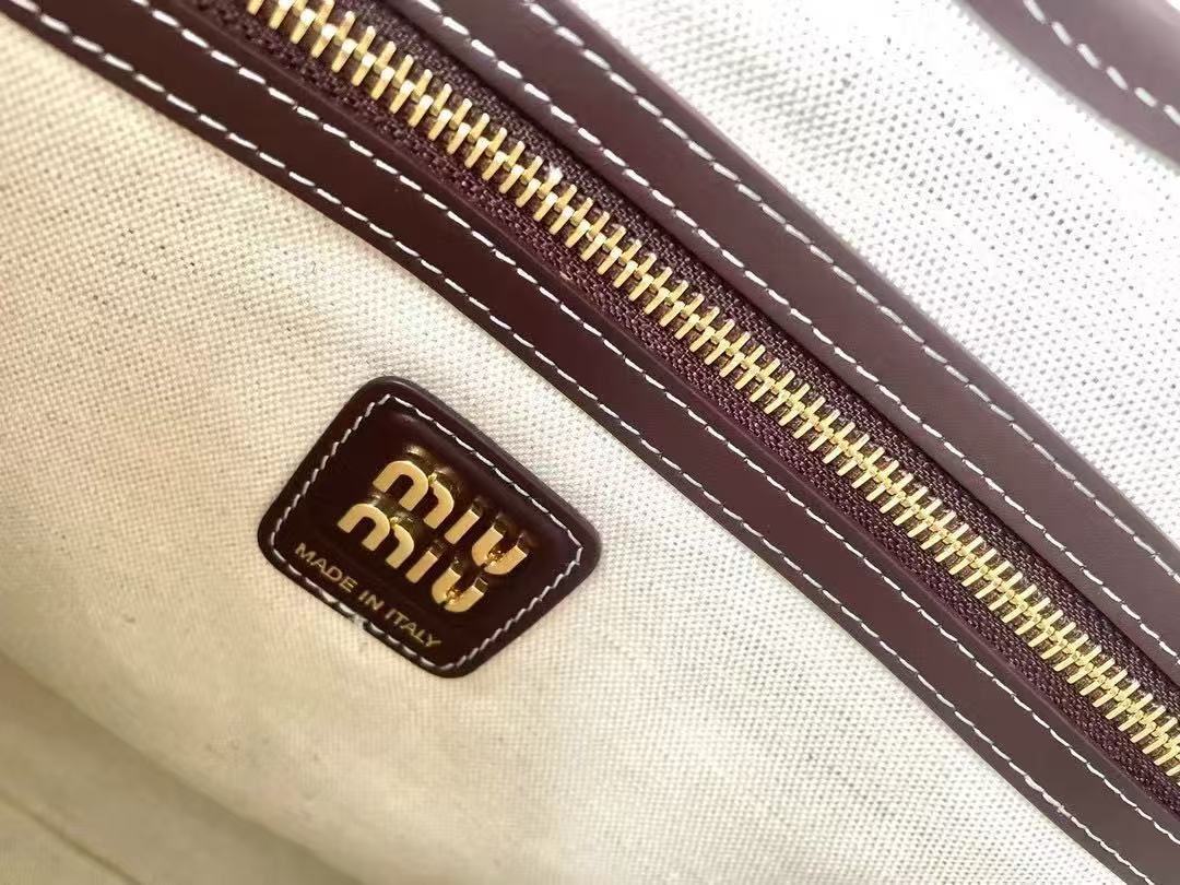 Miumiu 2026 Ivy 40 Tote Bag Dark Burgundy Leather