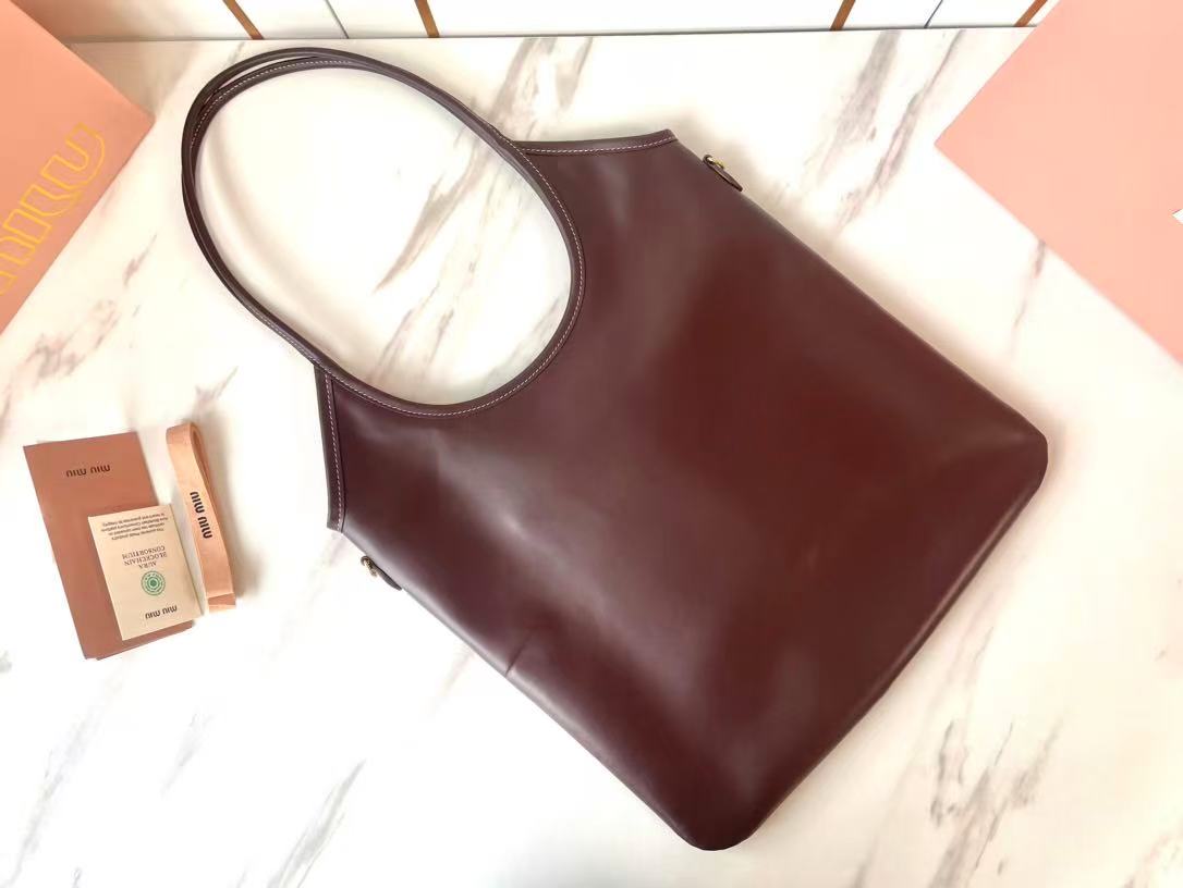 Miumiu 2026 Ivy 40 Tote Bag Dark Burgundy Leather