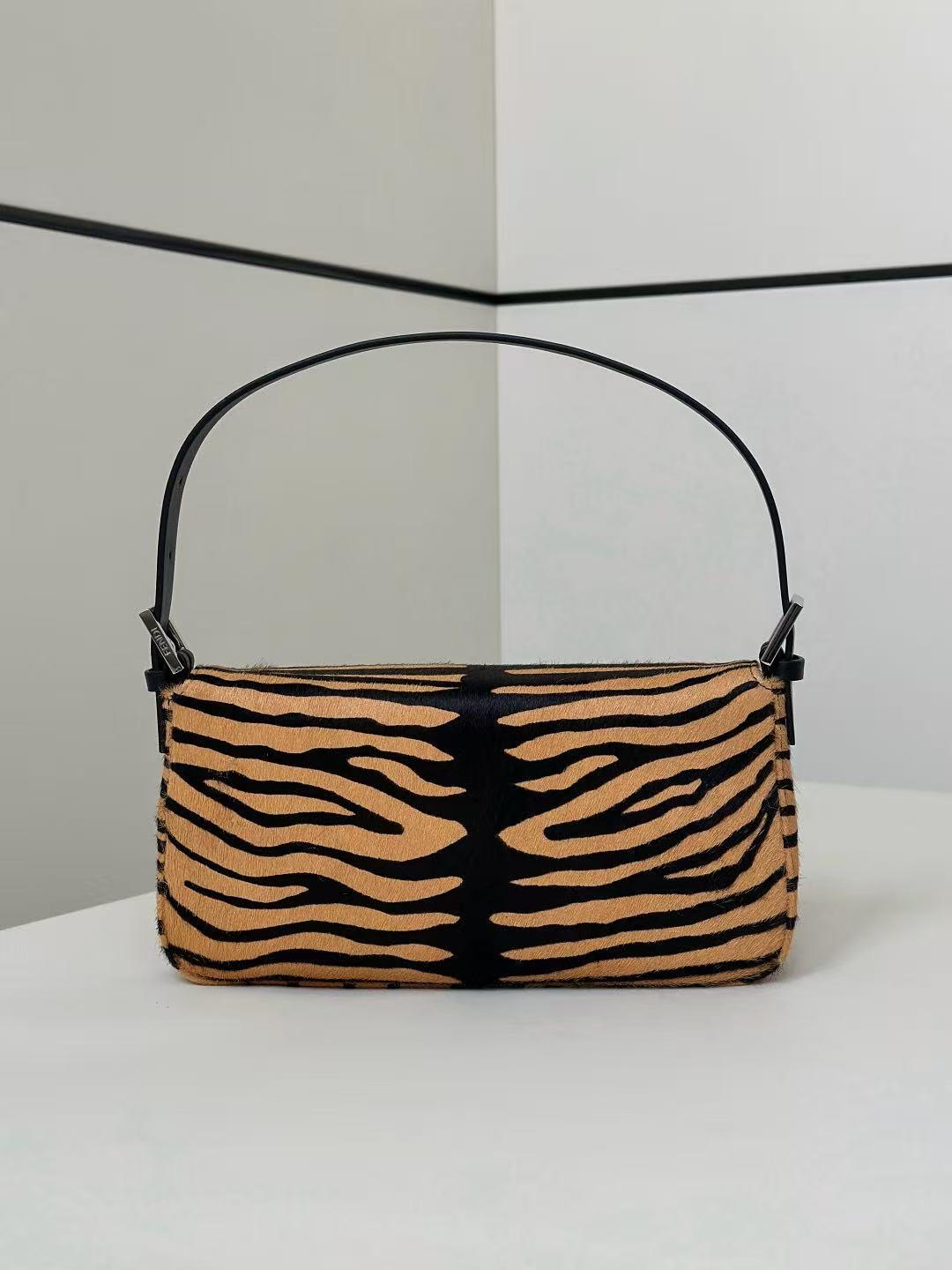 Fendi 2026 Baguette Tiger-print Bag 27cm Pony-effect Leather