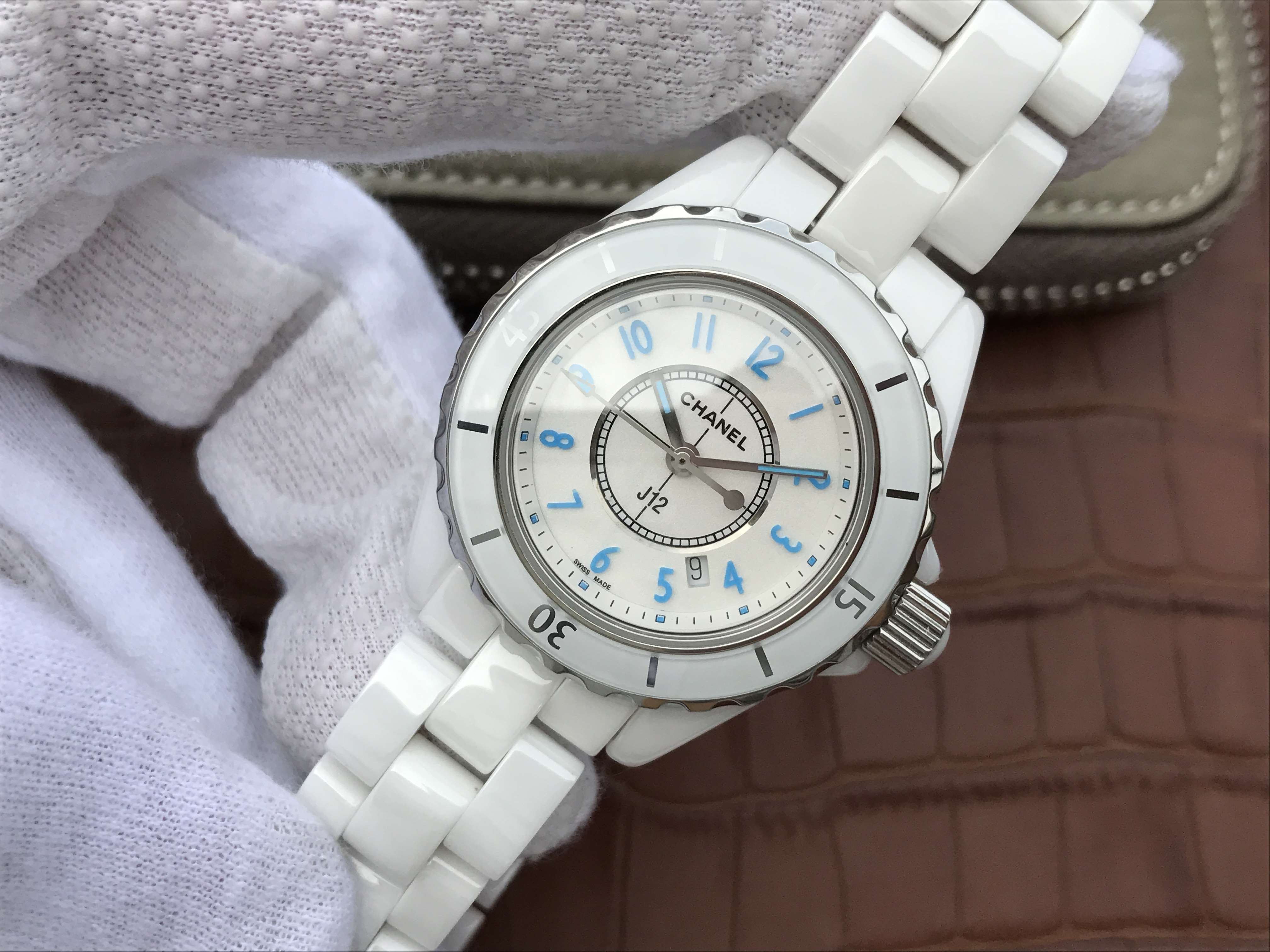 J12 WHITE CERAMIC 33MM BLUE NUMERALS