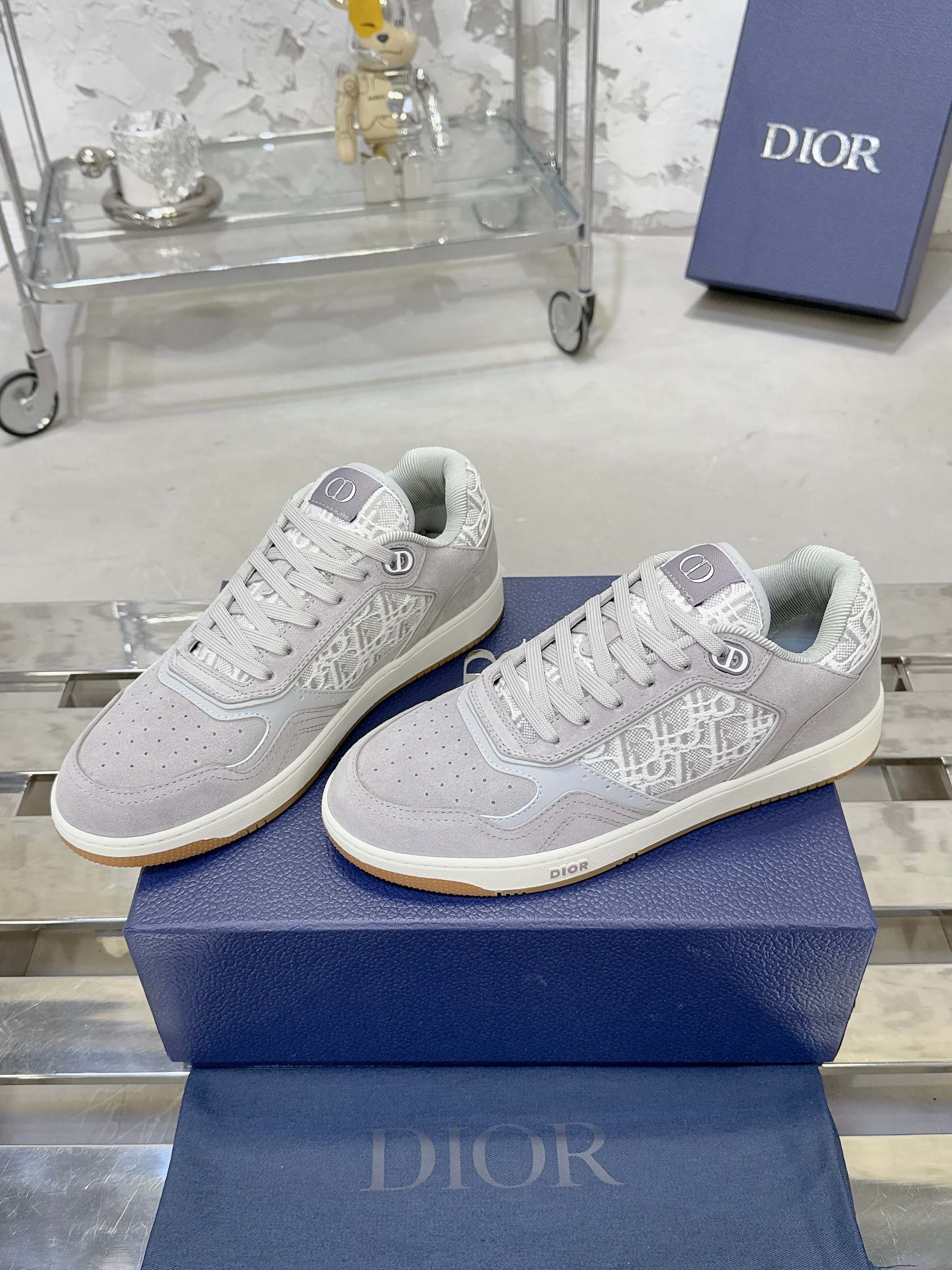 Dior 2026 B27 Low-Top Sneaker Calfskin 940963