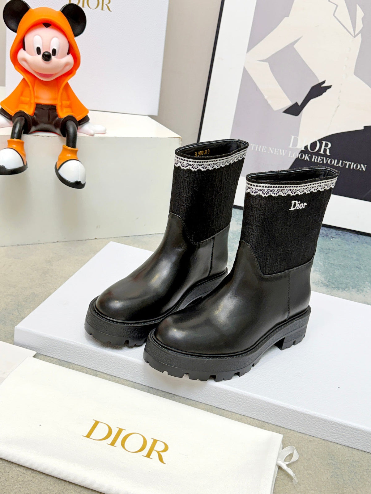 Dior 2026 Ride Ankle Boot Leather 141058