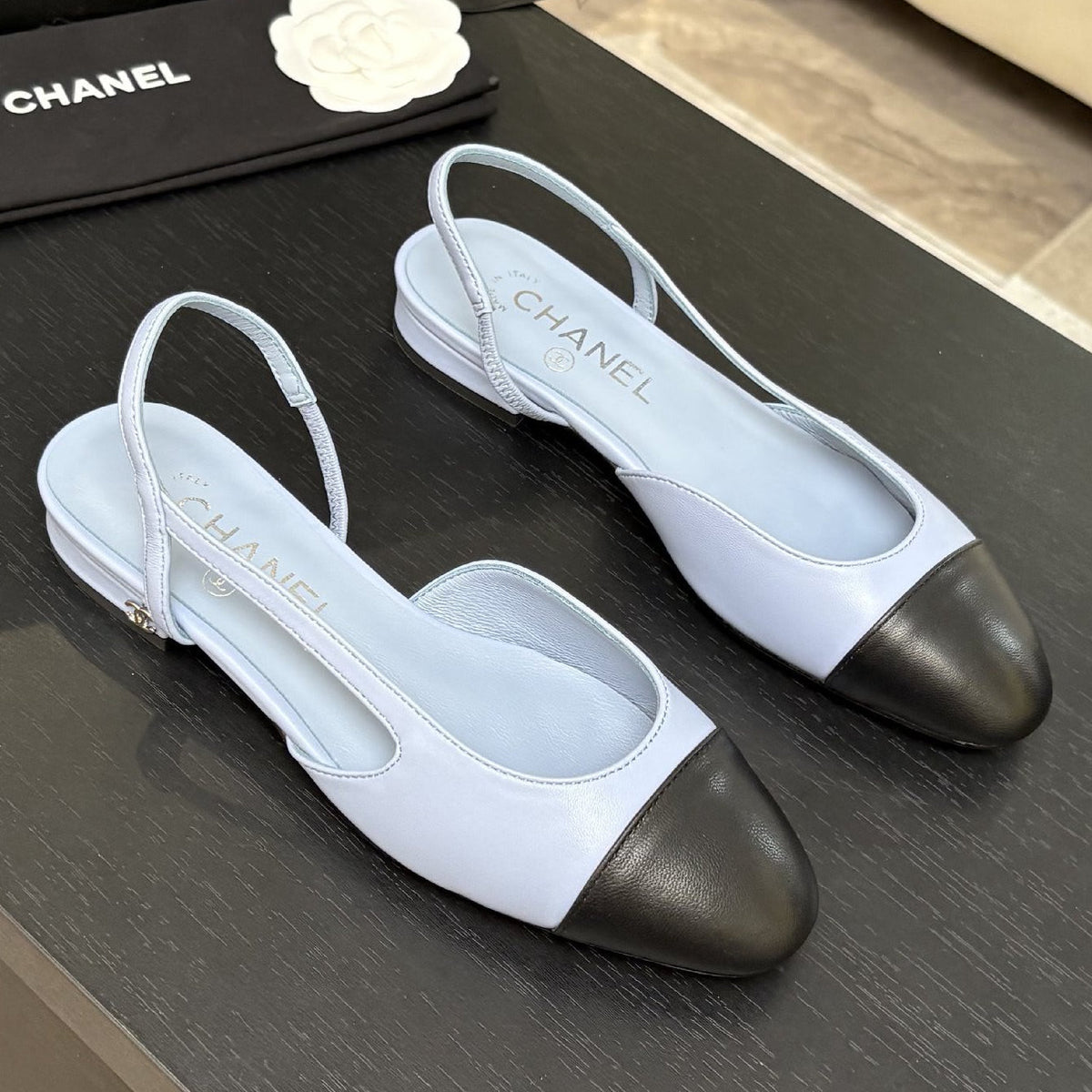 Chanel 2026 Two-Tone Shoe Cowhide 168113