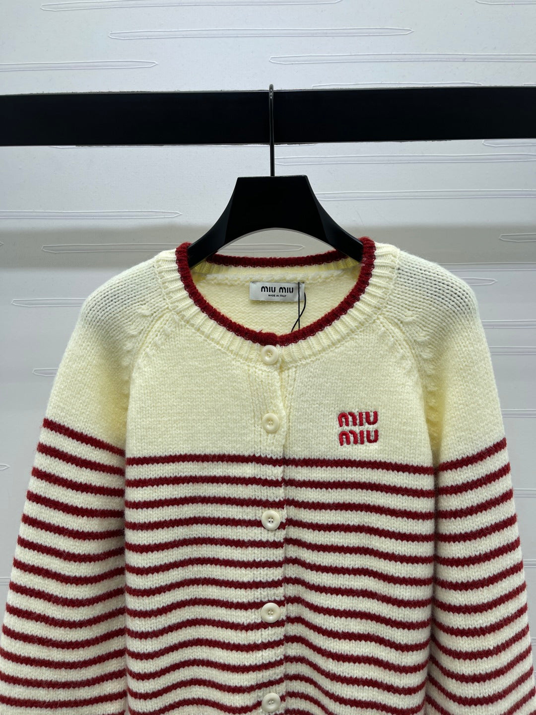 Chanel 2026 Striped Knit Crew Neck Long-sleeved Cardigan Wool