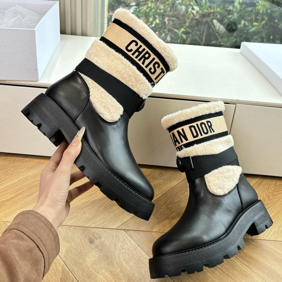 Dior 2026 D-Major Ankle Boots Wool Cowhide 128410