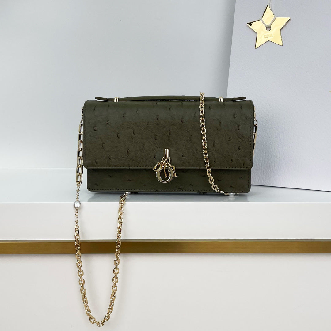 Dior 2026 Pearl Clutch Bag 21cm Leather