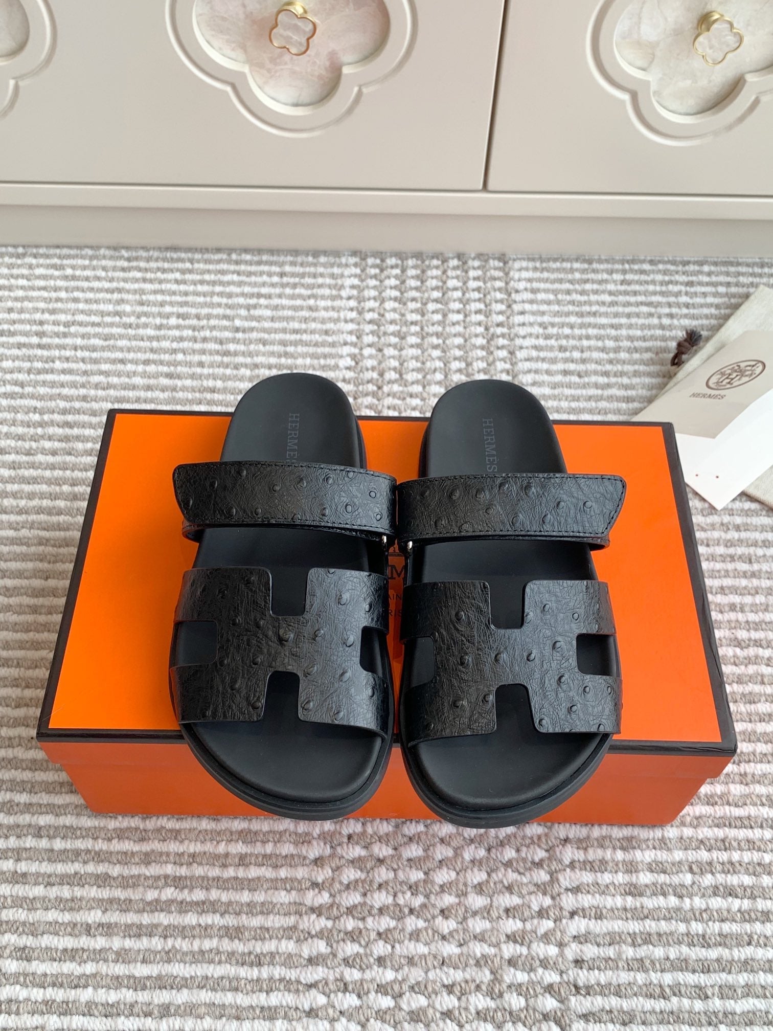 Hermes 2026 Chypre Sandal Ostrich Embossed Leather 982168