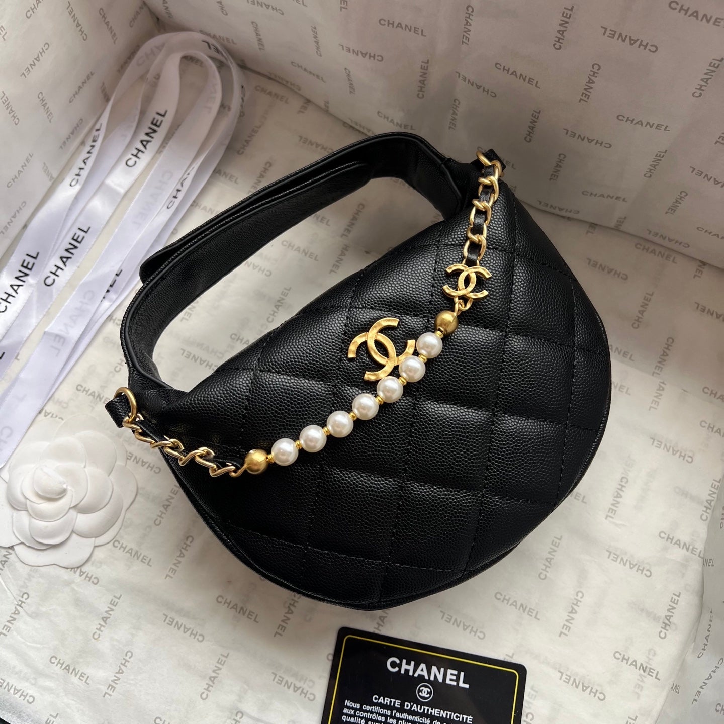 Chanel 2026 Quilted Pearl Chain Pouch Hobo Bag 19cm Grained Calfskin