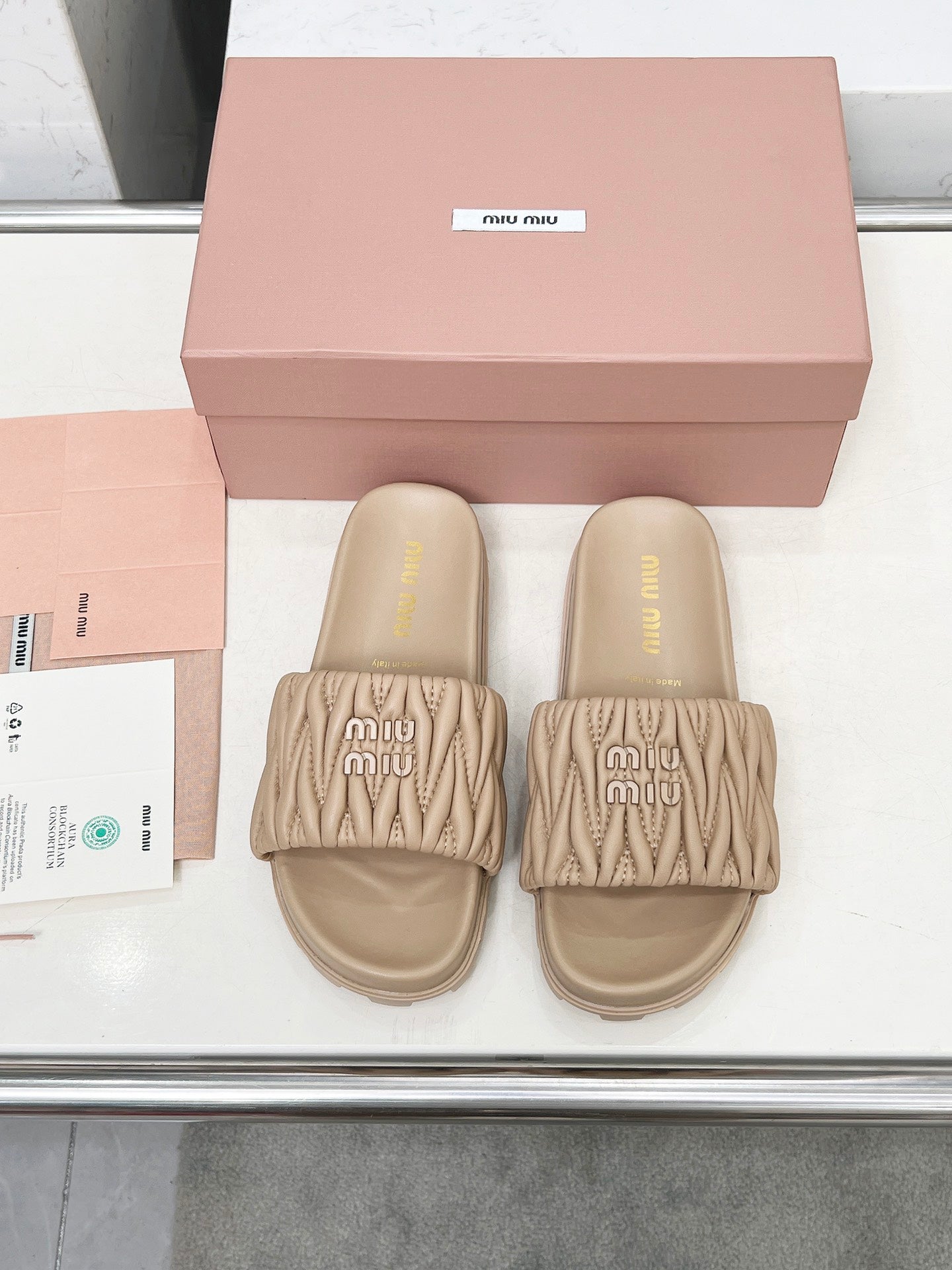 Miumiu 2026 Embroidered Slipper Sheepskin 935601