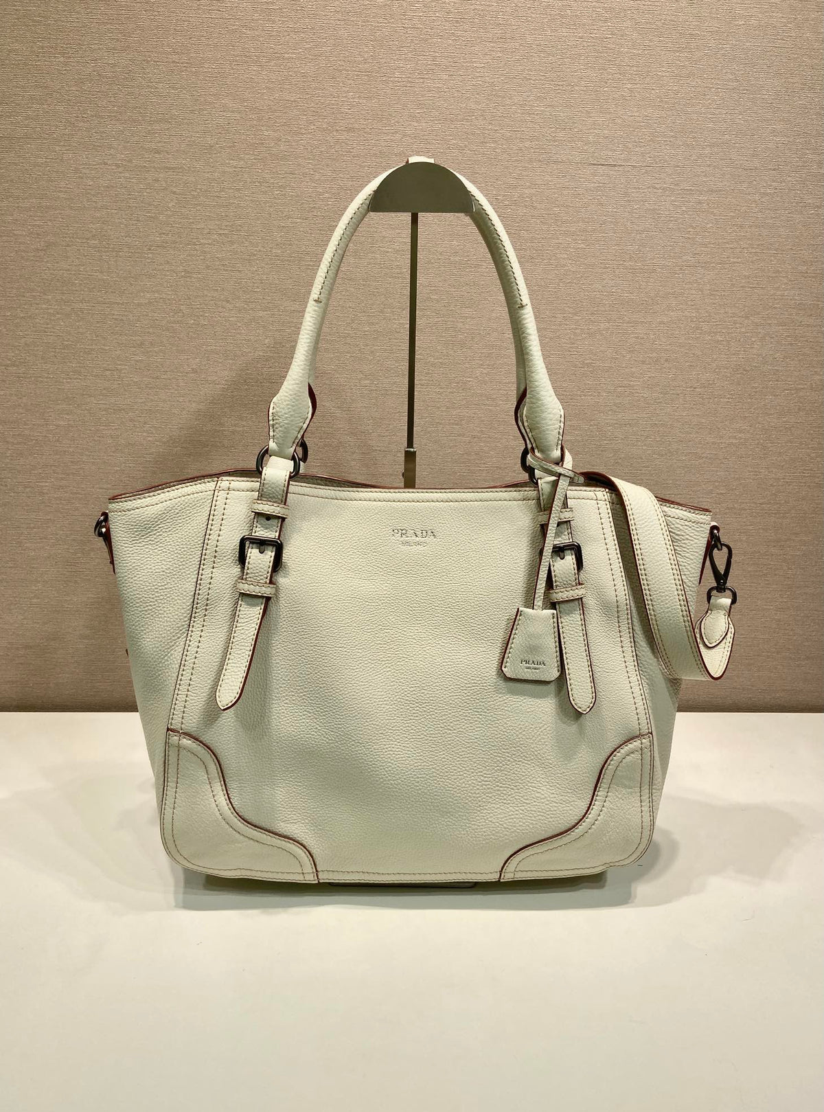 Prada 2026 Tote Bag 38cm Grained Leather 282657