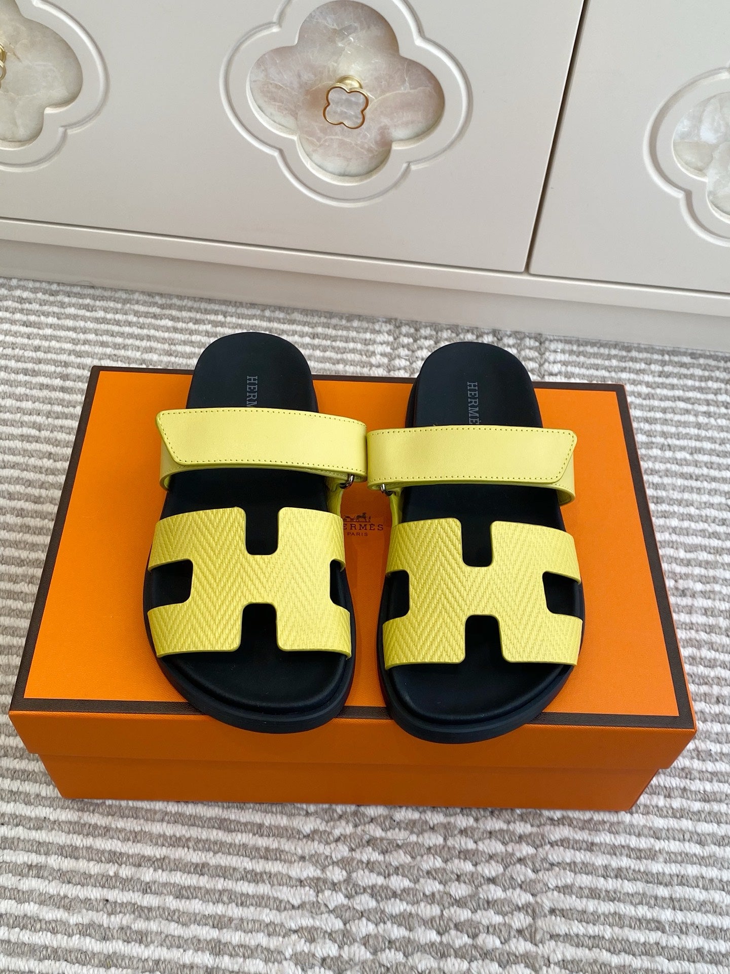 Hermes 2026 Chypre Sandal Leather 647814