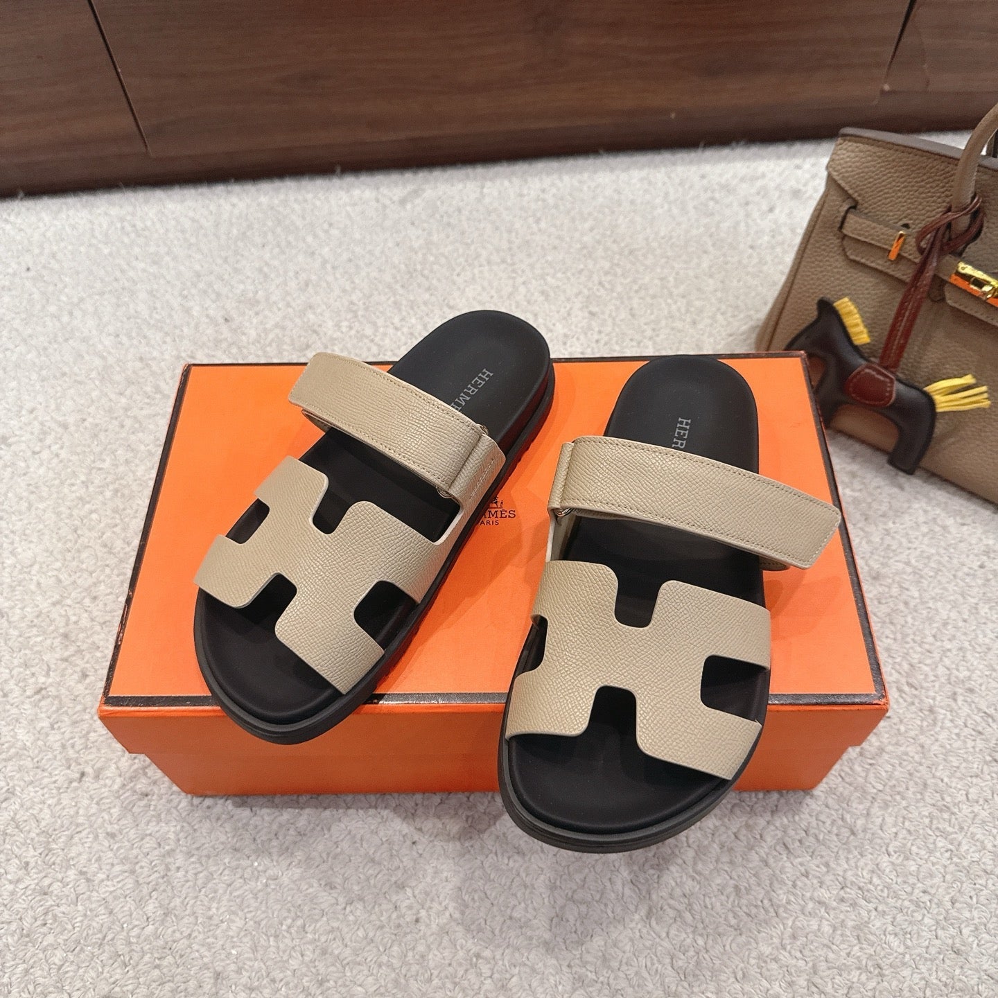 HM Chypre Sandal Grained Calfskin 862962