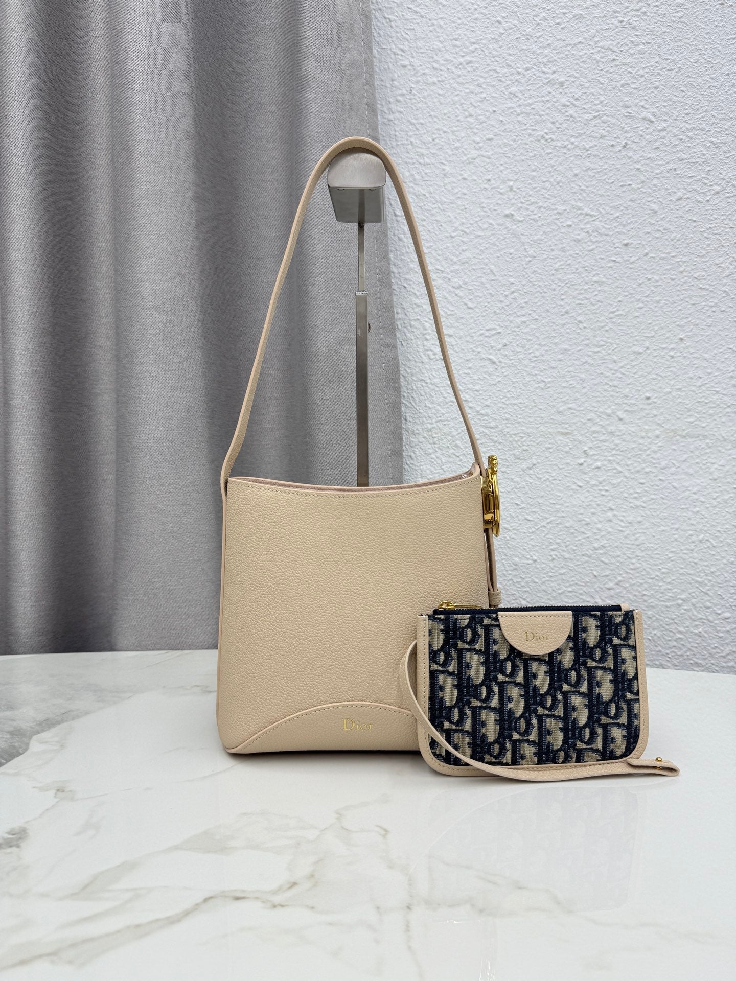 Dior 2026 Medaillon Bucket Bag 19.5cm Calfskin