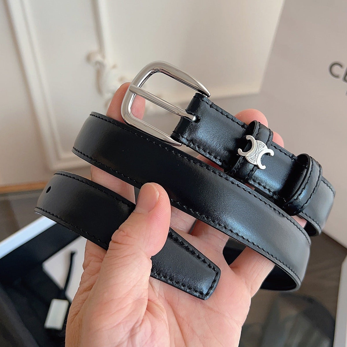 Celine 2026 Vivienne Belt Leather 194277
