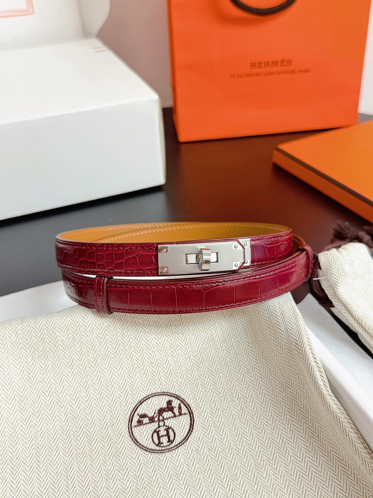 Hermes 2026 Kelly 18 Belt Crocodile-embossed Epsom Calfskin 214097