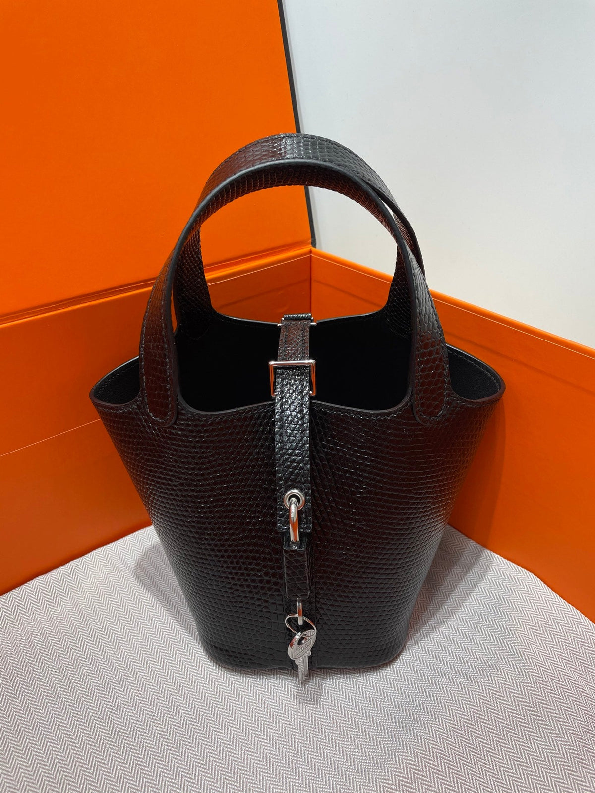 High-end Hermes 2026 Micro Picotin Lock 14 Bag Lizard Skin