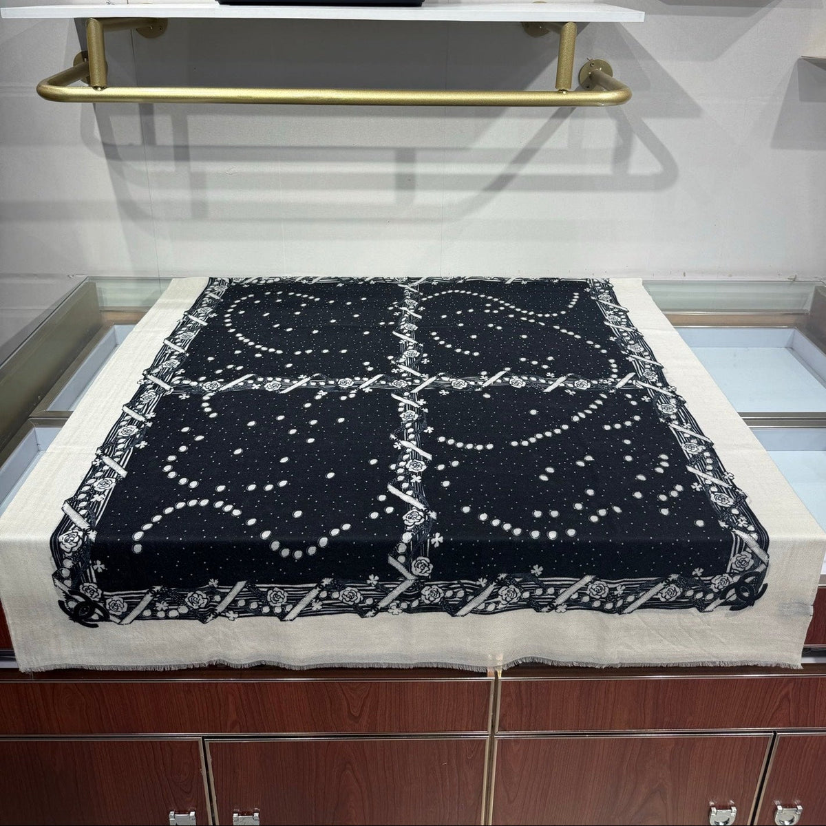 Chanel 2026 Logo Long Scarf 200cm Cashmere 213276