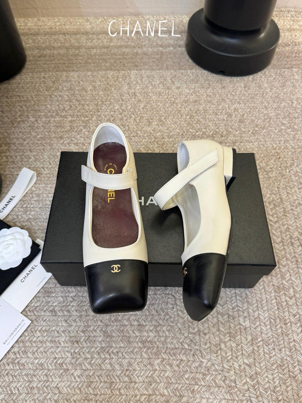 Chanel 2026 Square Toe Pump Cowhide 941880