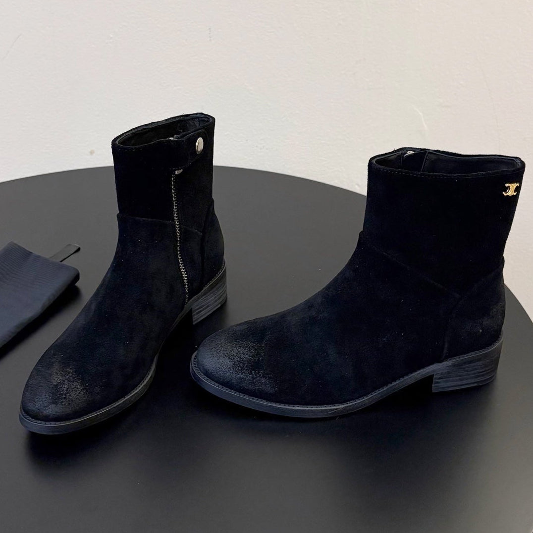 Celine 2026 Triomphe Zipped Boots Calfskin Suede 104871